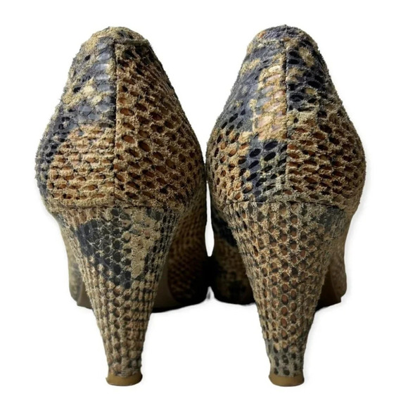 Jeffrey Campbell  Lane Snake Skin Pumps 38 - Picture 4 of 9